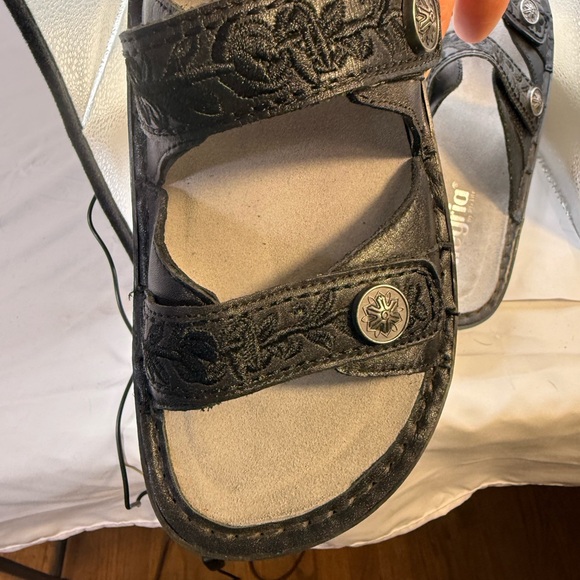 ALEGRIA VIOLETTE BLACK LEATHER SANDALS EMBOSSED DESIGN. Size EU 38. 7.5 NEW - Picture 14 of 14